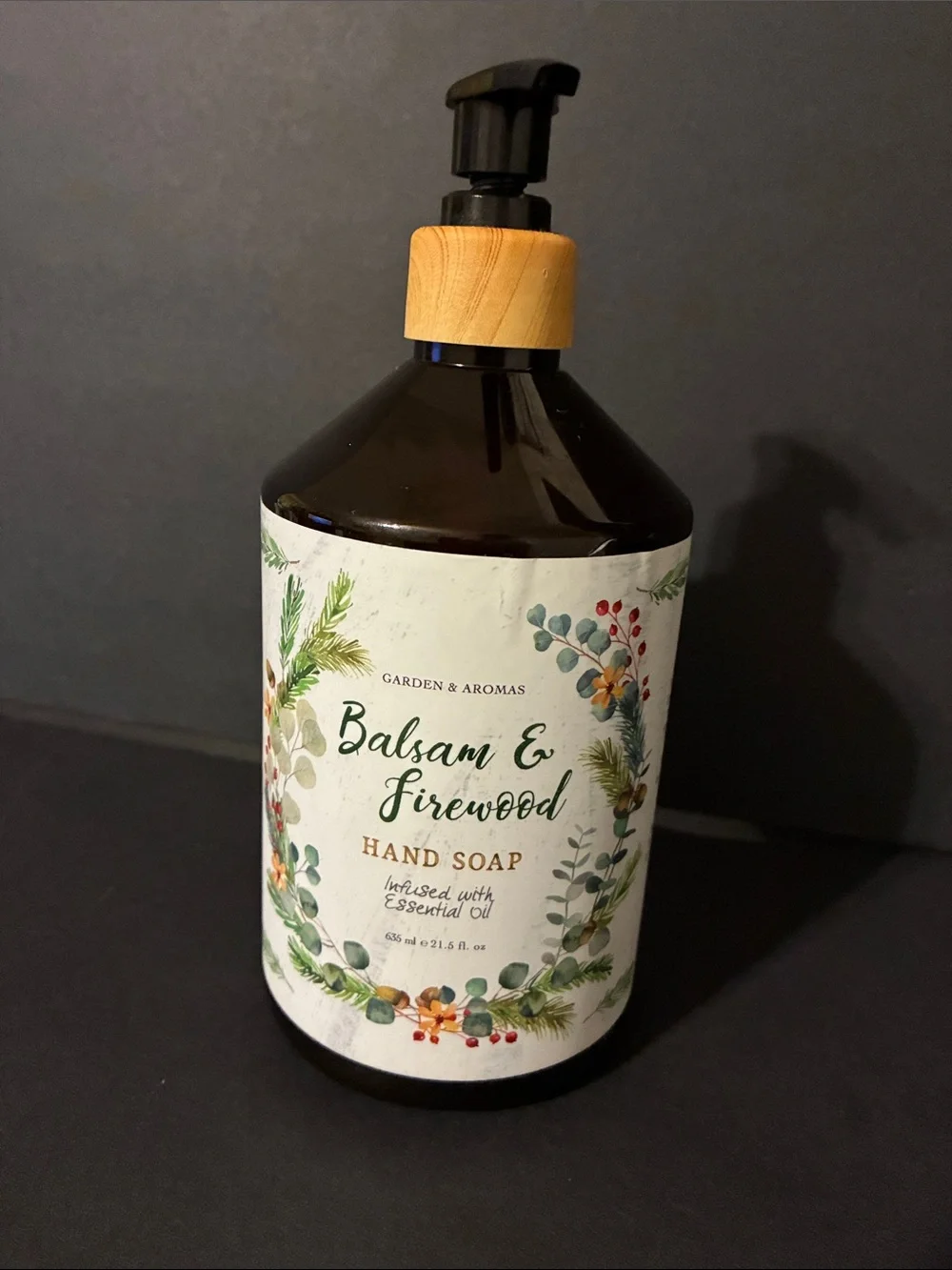 Hand Soap Garden& Aromas Balsam & Firewood Scent 21.5 fl oz.